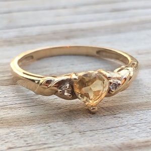 Vintage 10kt yellow gold citrine and white stone stones